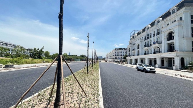 Shophouse Louis City Đại Mỗ đường Lê Giản 2